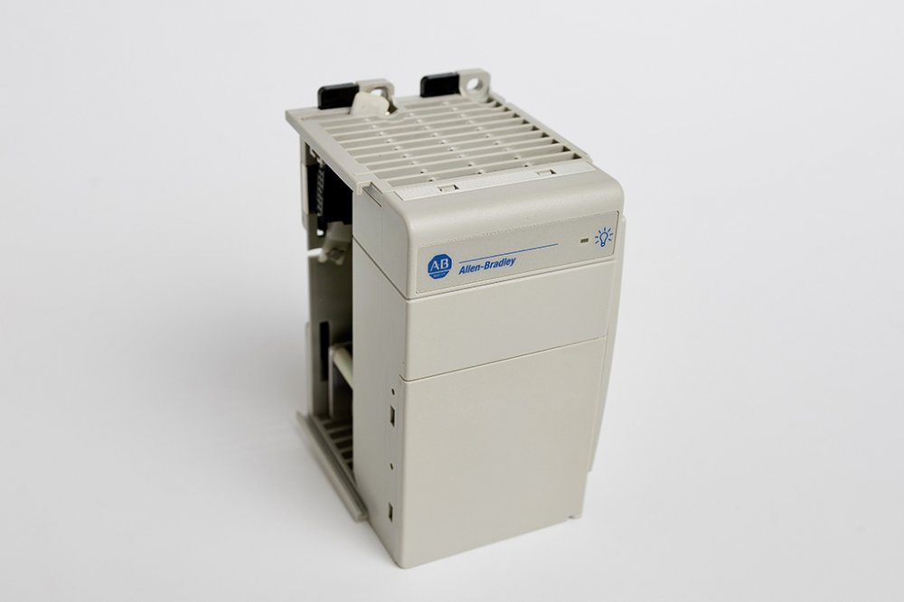 Блок питания Allen-Bradley 1769-PA2